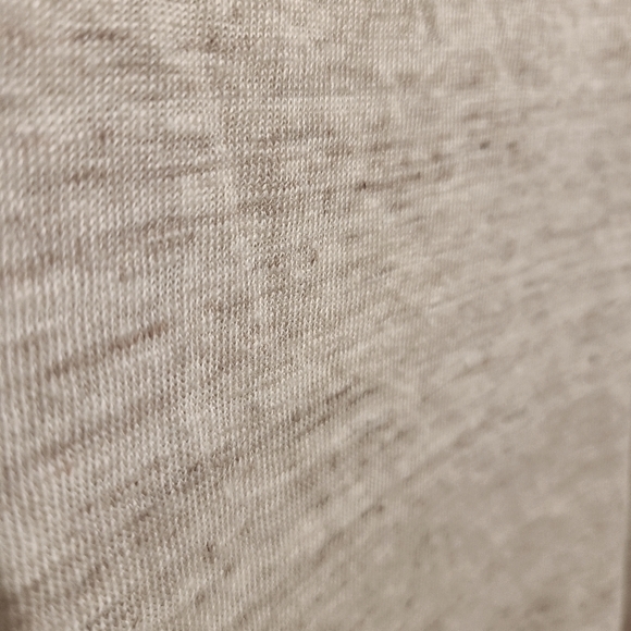 Top with mid-length ruffled sleeves (100% linen) - Picture 2 of 3